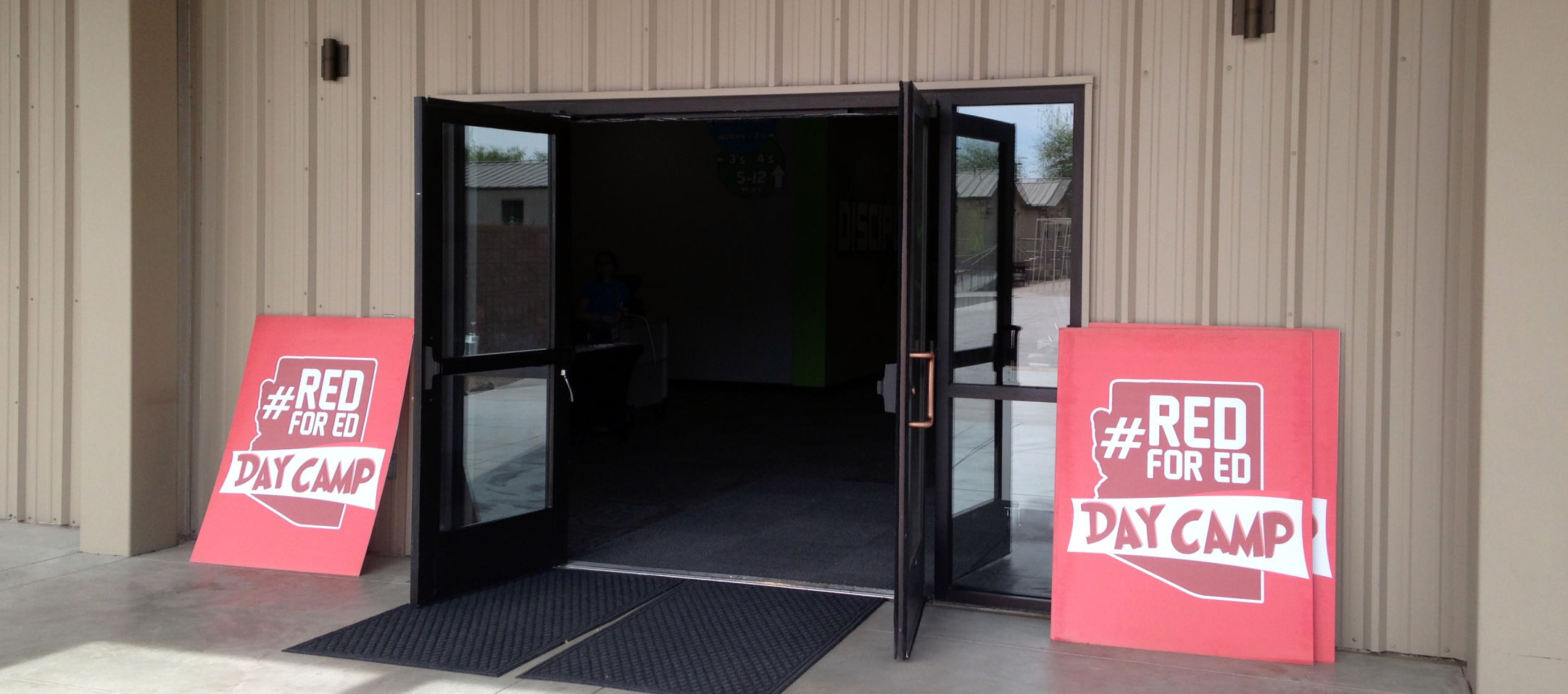 Hundreds of Tucson schoolchildren show up at church's fee day camp